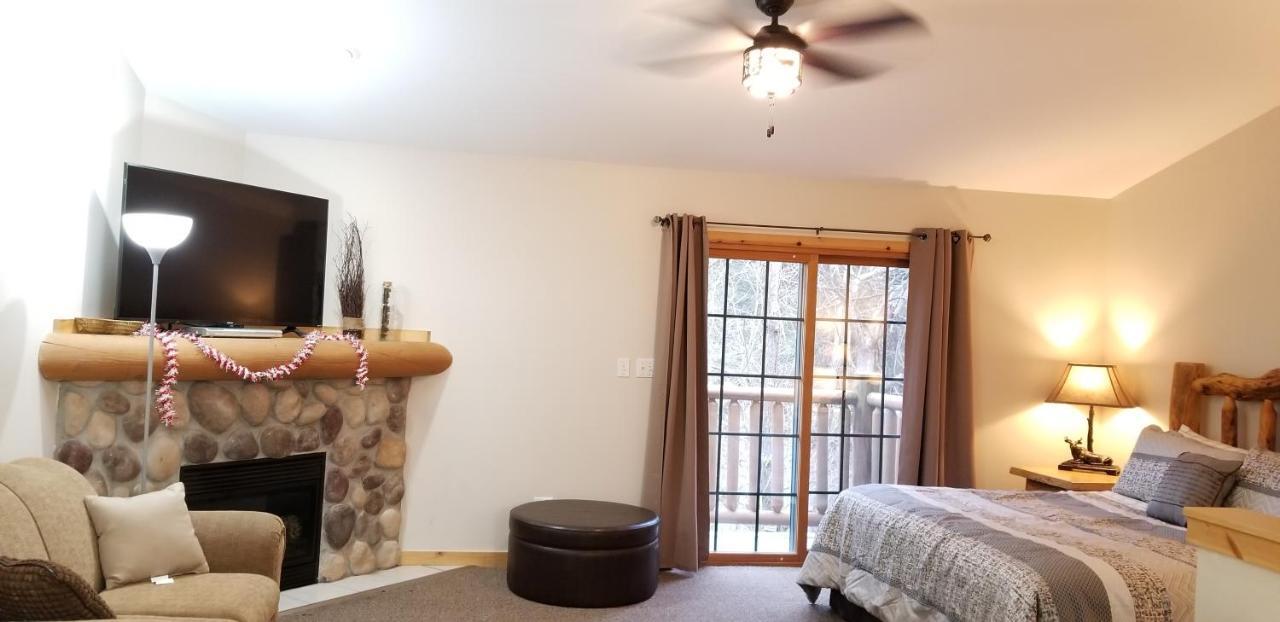 2Br Rustic Villa Utica Экстерьер фото