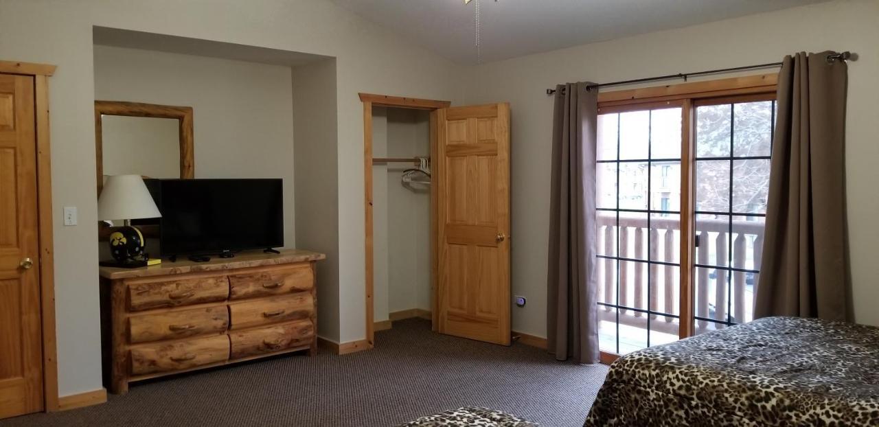 2Br Rustic Villa Utica Экстерьер фото